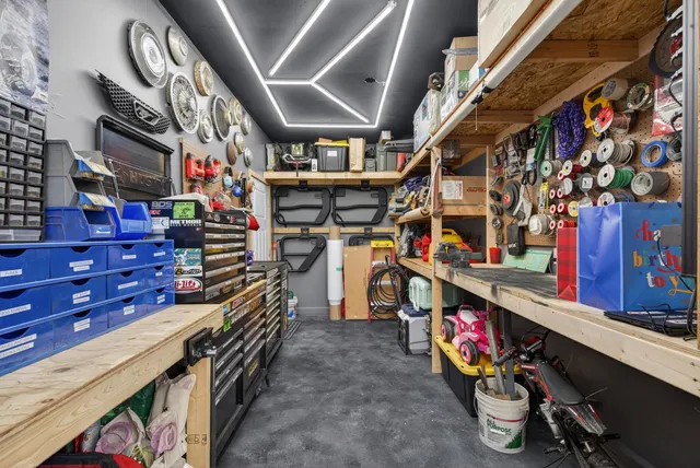 $789,900 | 2226 Laddie Trail, De Pere, WI 54115