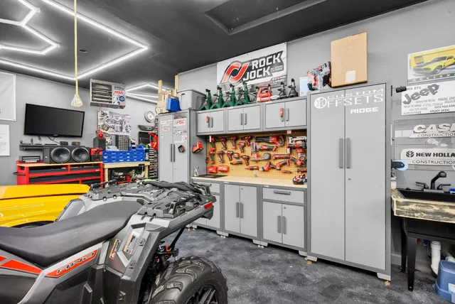 $789,900 | 2226 Laddie Trail, De Pere, WI 54115