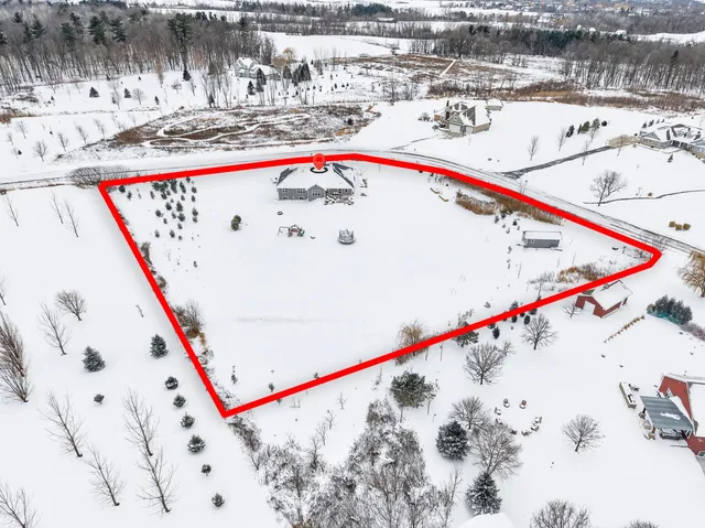 $789,900 | 2226 Laddie Trail, De Pere, WI 54115