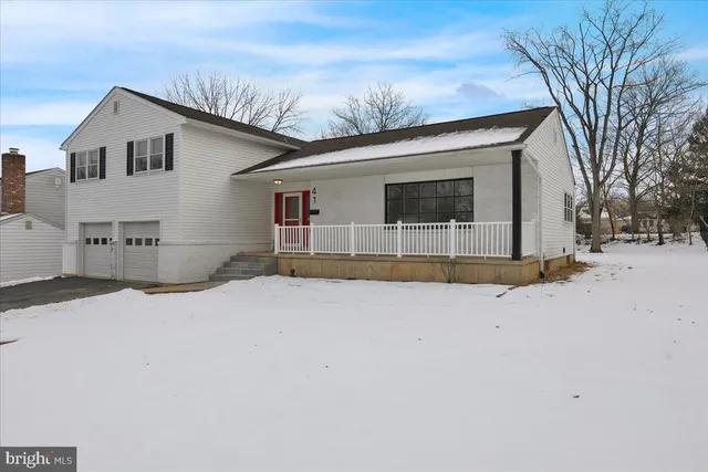 $425,000 | 41 Dorchester Drive, Reading, PA 19610