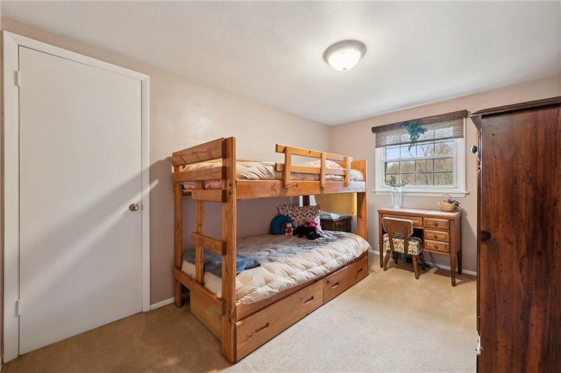 194 Flowers Road New Alexandria, PA 15670 - Photo 13 of 35 Gallery Image 13