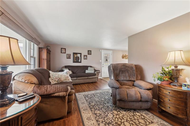 194 Flowers Road New Alexandria, PA 15670 - Photo 4 of 35 Gallery Image 4
