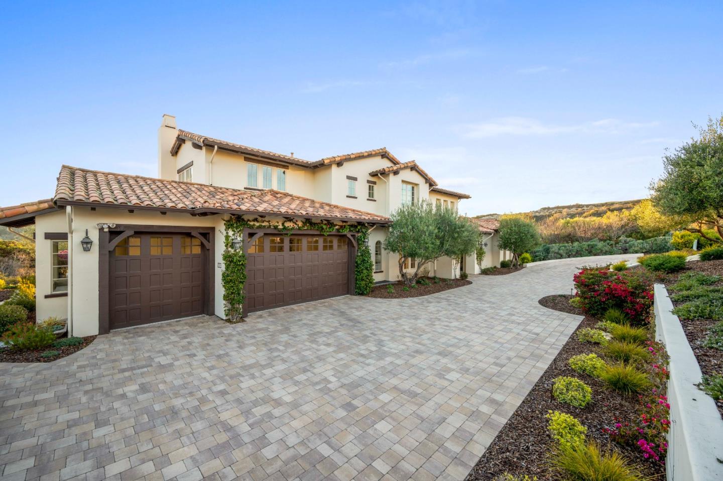 700 Tesoro Road Monterey, CA 93940 - Photo 46 of 47 a view of a house with a patio