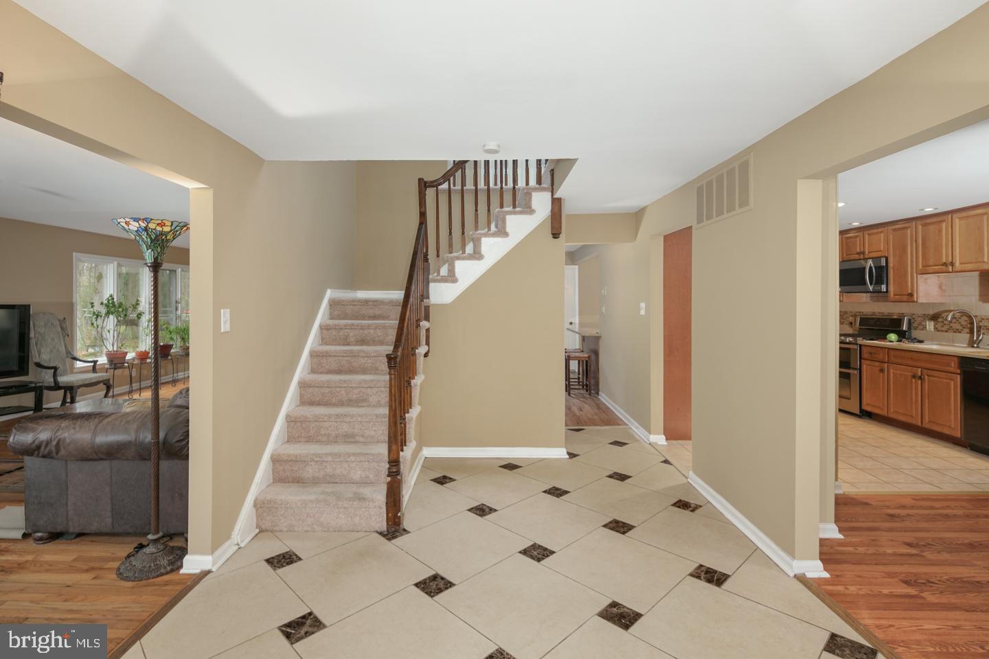 915 Monroeville Road Mullica Hill, NJ 08062 - Photo 8 of 35 Foyer