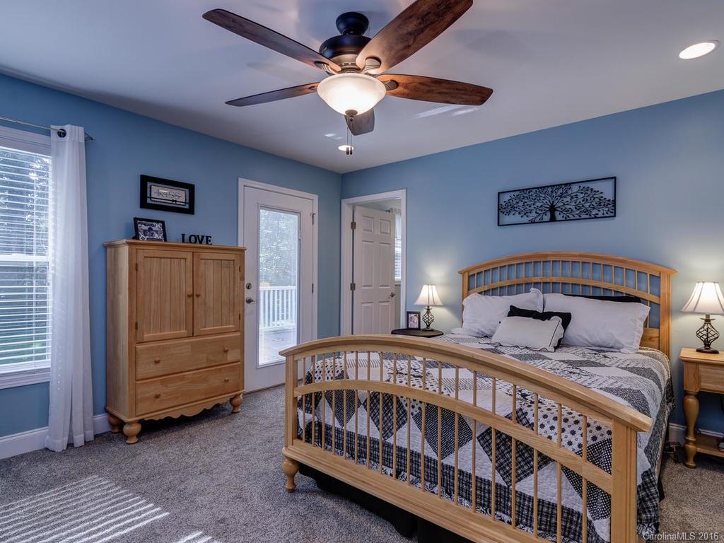 139 Fairmont Road Candler, NC 28715 - Photo 11 of 23 Gallery Image 11