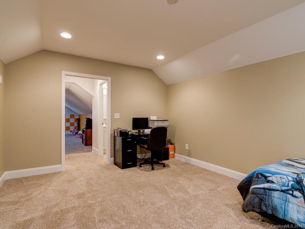 139 Fairmont Road Candler, NC 28715 - Photo 18 of 23 Gallery Image 18