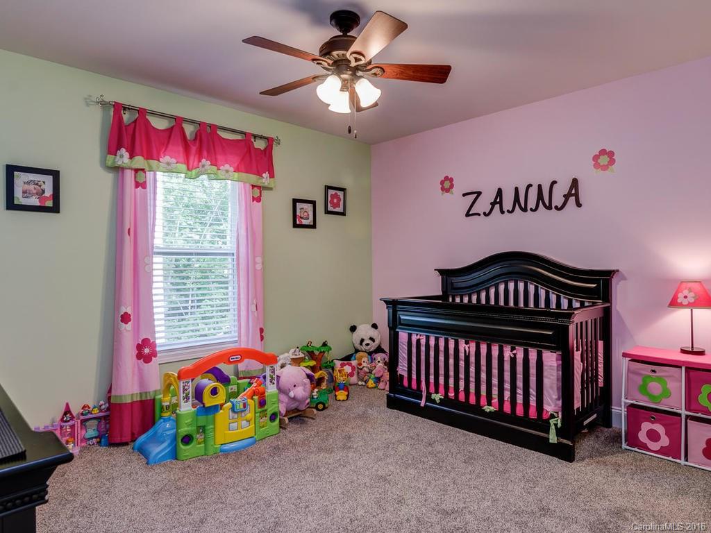 139 Fairmont Road Candler, NC 28715 - Photo 8 of 23 Gallery Image 8