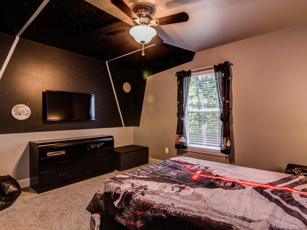 139 Fairmont Road Candler, NC 28715 - Photo 9 of 23 Gallery Image 9