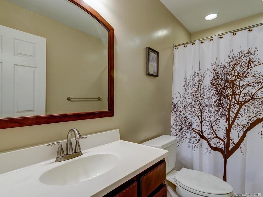139 Fairmont Road Candler, NC 28715 - Photo 10 of 23 Gallery Image 10