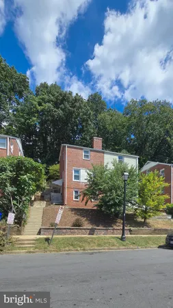 $579,000 | 3723 South Kemper Road, Arlington, VA 22206
