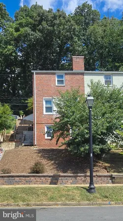 $579,000 | 3723 South Kemper Road, Arlington, VA 22206