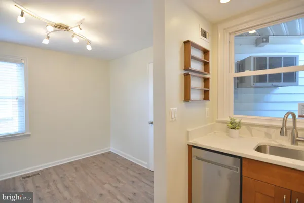 $579,000 | 3723 South Kemper Road, Arlington, VA 22206