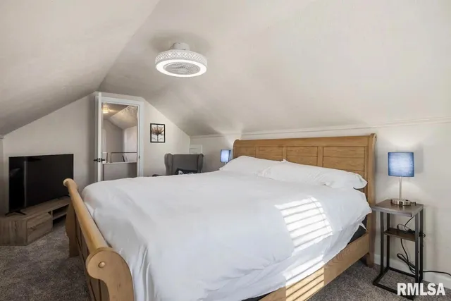 $200,000 | 513 East Moneta Avenue, Peoria Heights, IL 61616