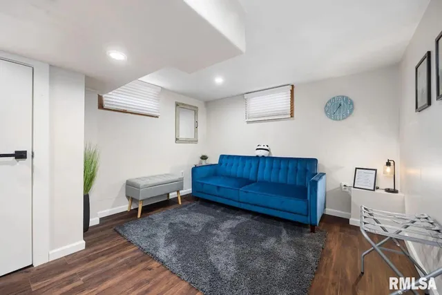 $200,000 | 513 East Moneta Avenue, Peoria Heights, IL 61616