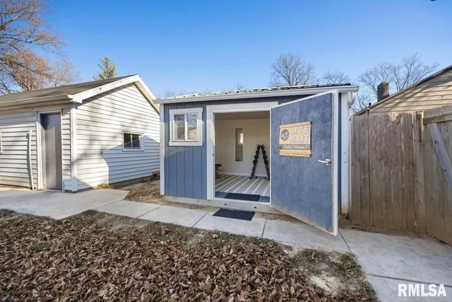 $200,000 | 513 East Moneta Avenue, Peoria Heights, IL 61616