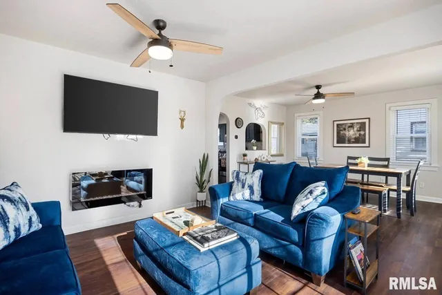 $200,000 | 513 East Moneta Avenue, Peoria Heights, IL 61616