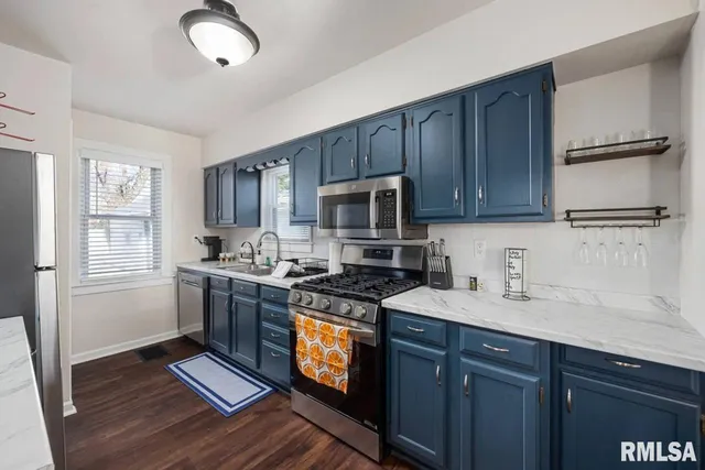 $200,000 | 513 East Moneta Avenue, Peoria Heights, IL 61616