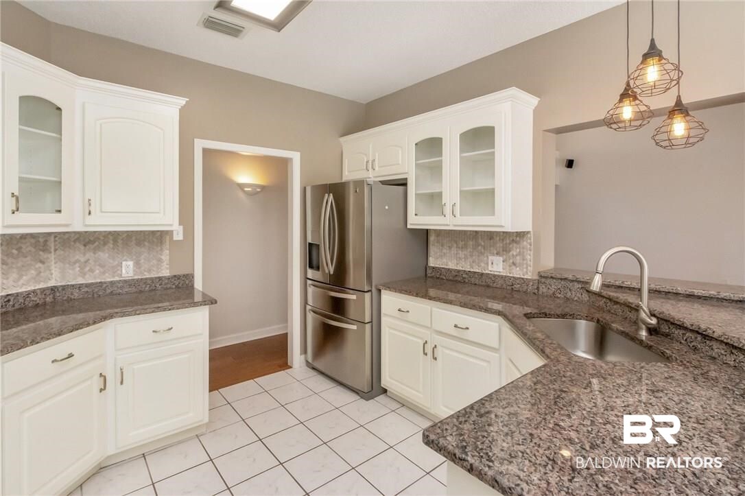 11426 Getchell Drive Theodore, AL 36582 - Photo 17 of 48