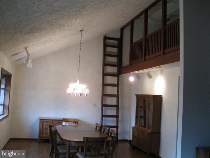 7348 Baldwin Ridge Road Warrenton, VA 20187 - Photo 16 of 18 Loft over dining room