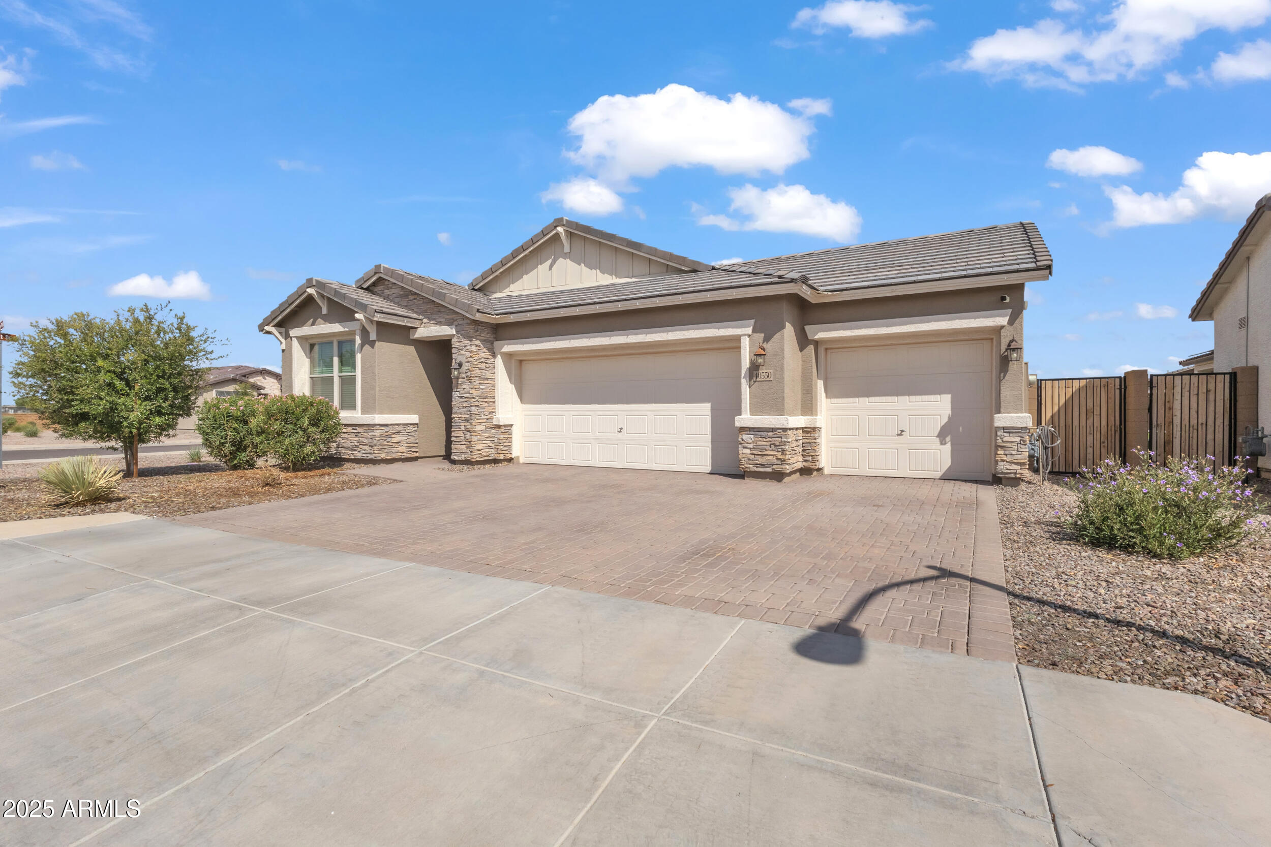 40550 West Agave Road Maricopa, AZ 85138 - Photo 35 of 37 2_img_7859