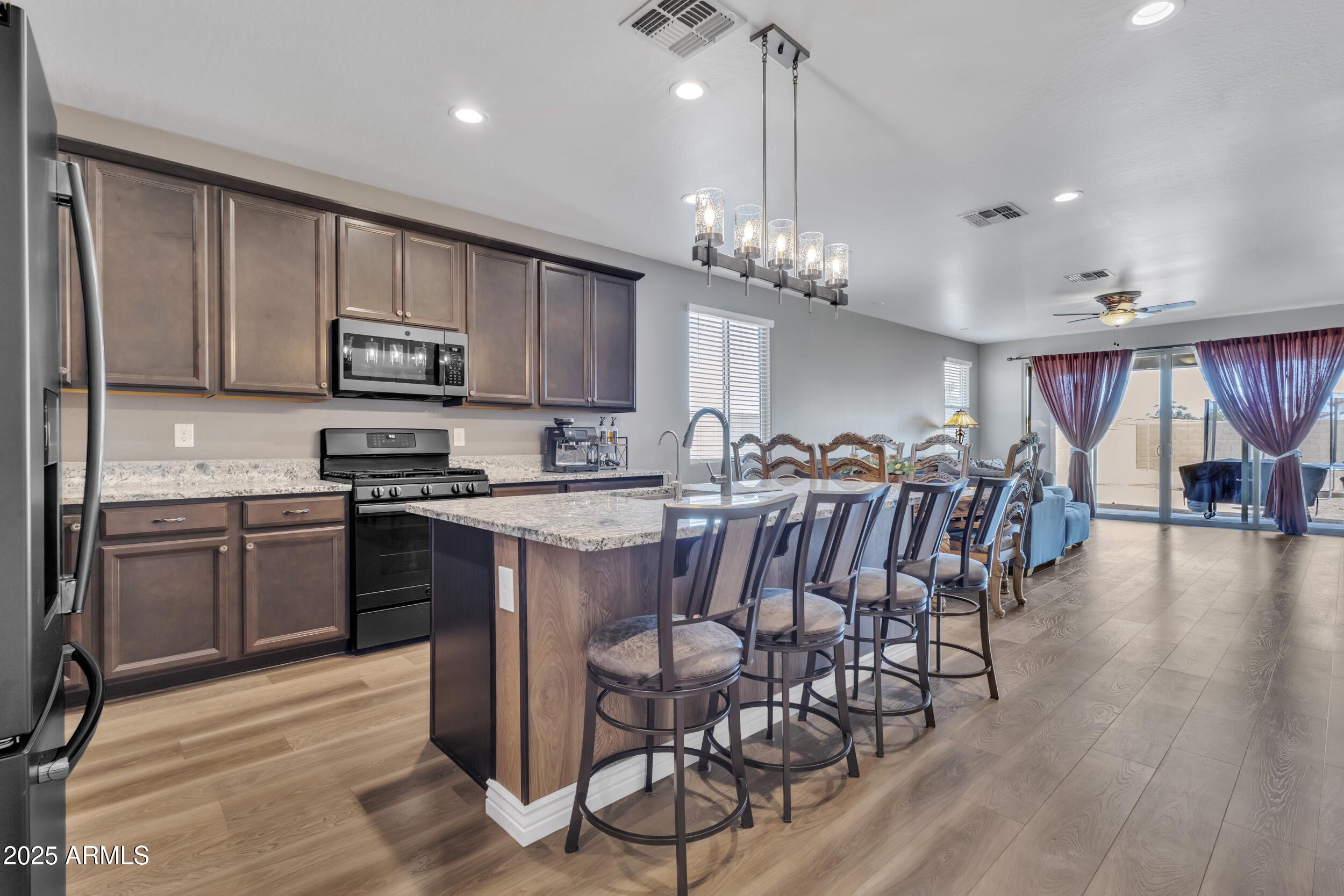 40550 West Agave Road Maricopa, AZ 85138 - Photo 3 of 37 Island Seating for FOUR