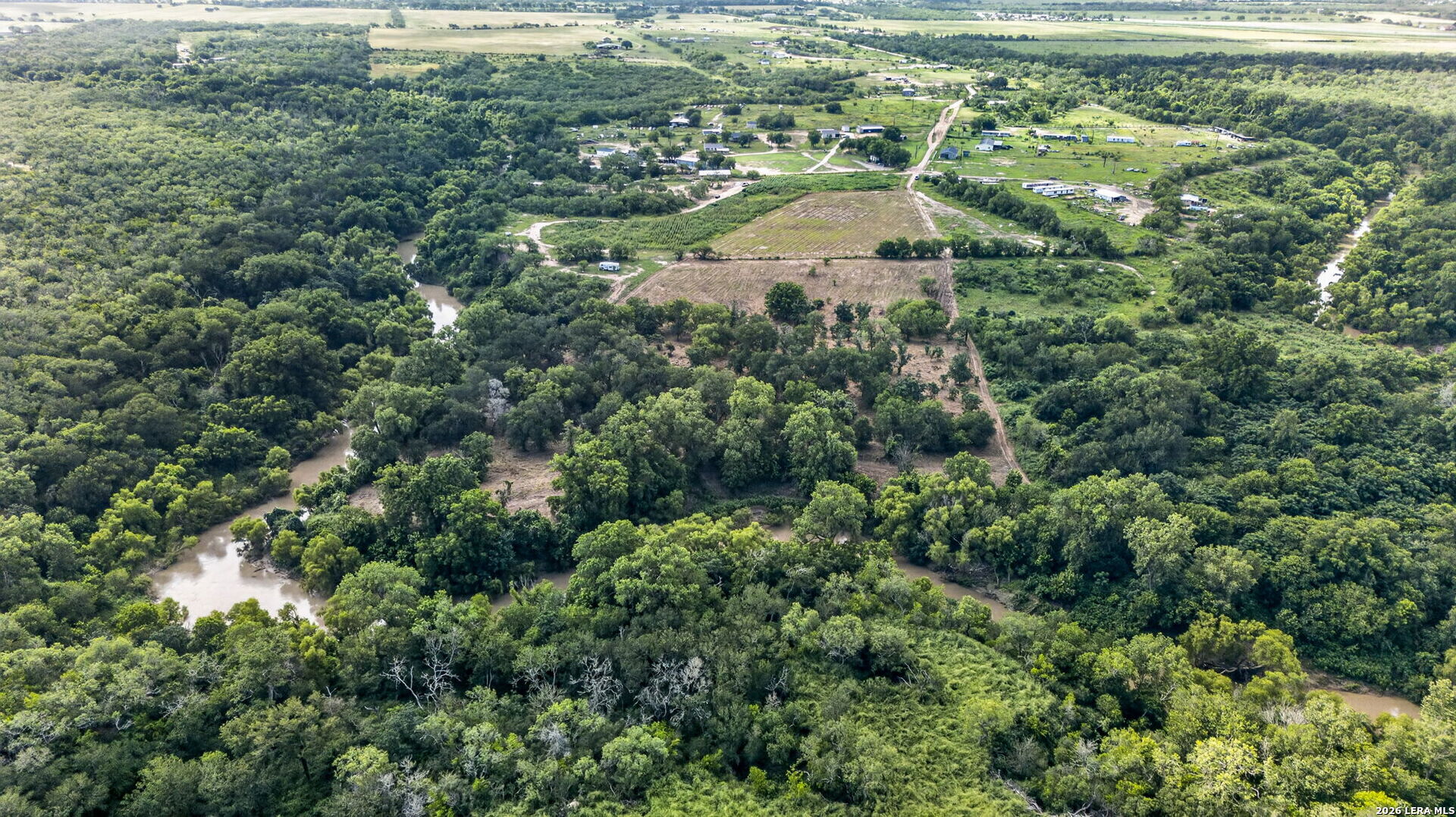 5354 Labus Road Elmendorf, TX 78112 - Photo 9 of 29