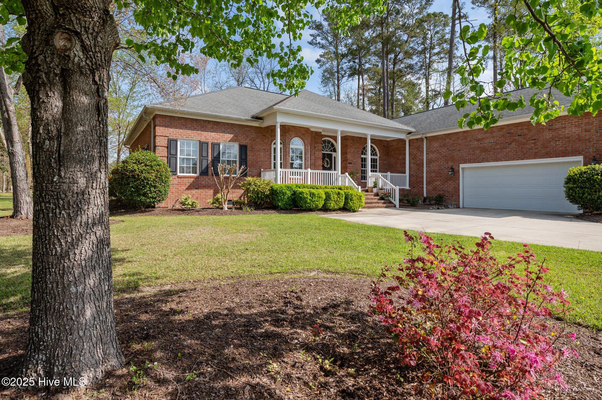 105 Neuse Drive Chocowinity, NC 27817 - Photo 2 of 60 3-web-or-mls-LHV_8741