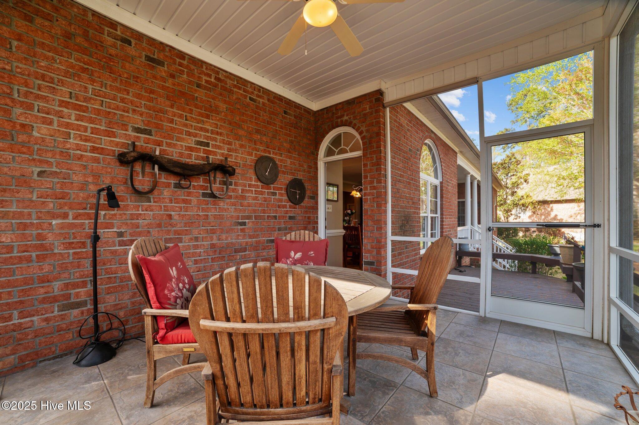 105 Neuse Drive Chocowinity, NC 27817 - Photo 24 of 60 47-web-or-mls-LHV_8738