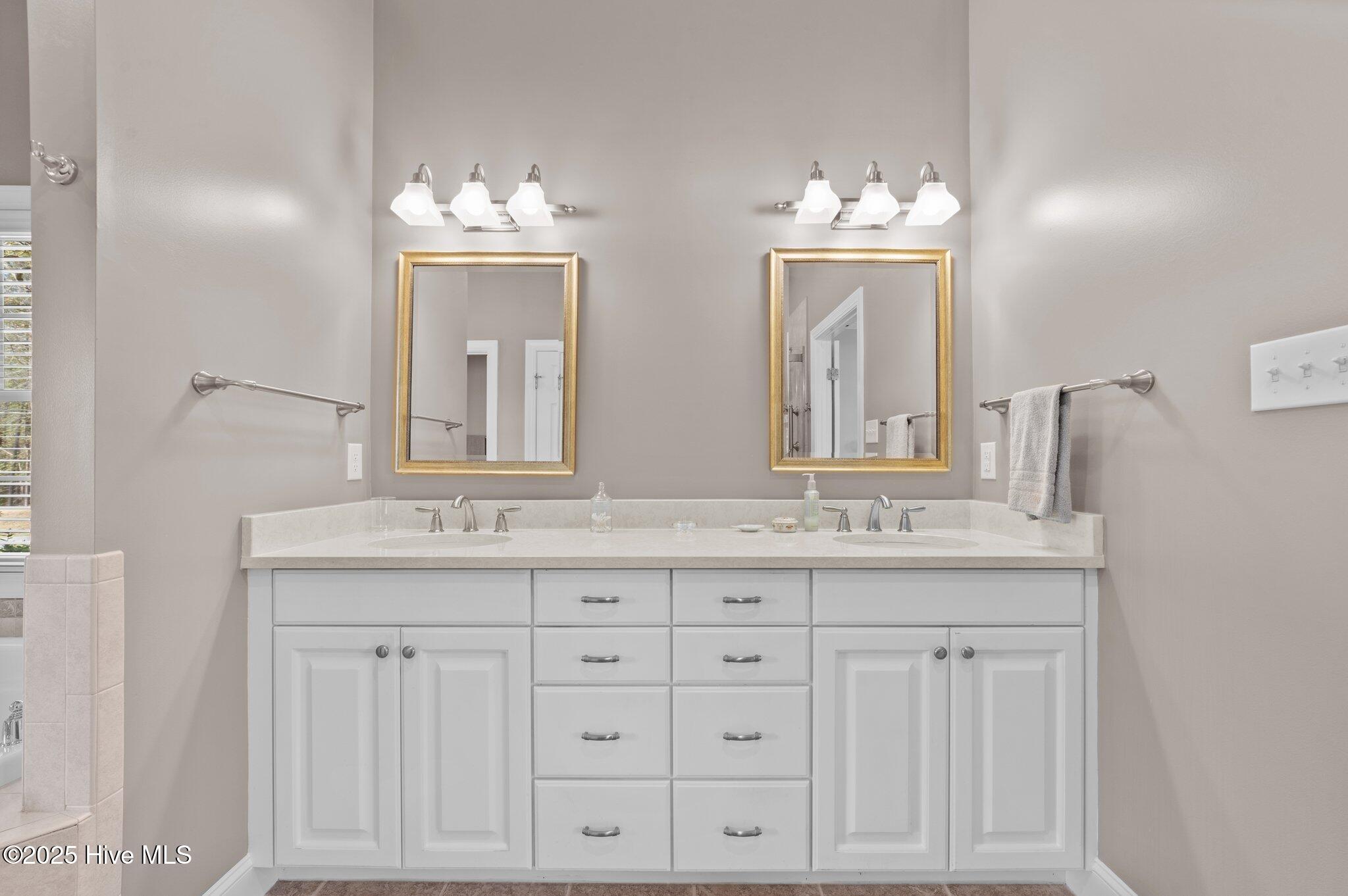 105 Neuse Drive Chocowinity, NC 27817 - Photo 28 of 60 32-web-or-mls-LHV_8697