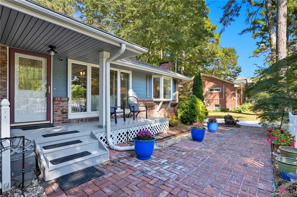 2702 Pangborn Road Decatur, GA 30033 - Photo 7 of 38