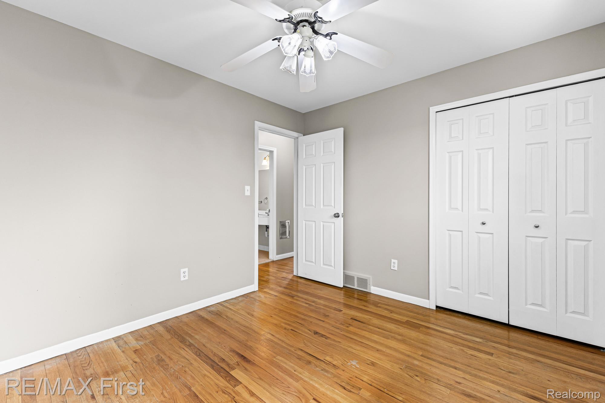 34356 Greentrees Road Sterling Heights, MI 48312 - Photo 17 of 40 12-IMG_6043_web.jpg