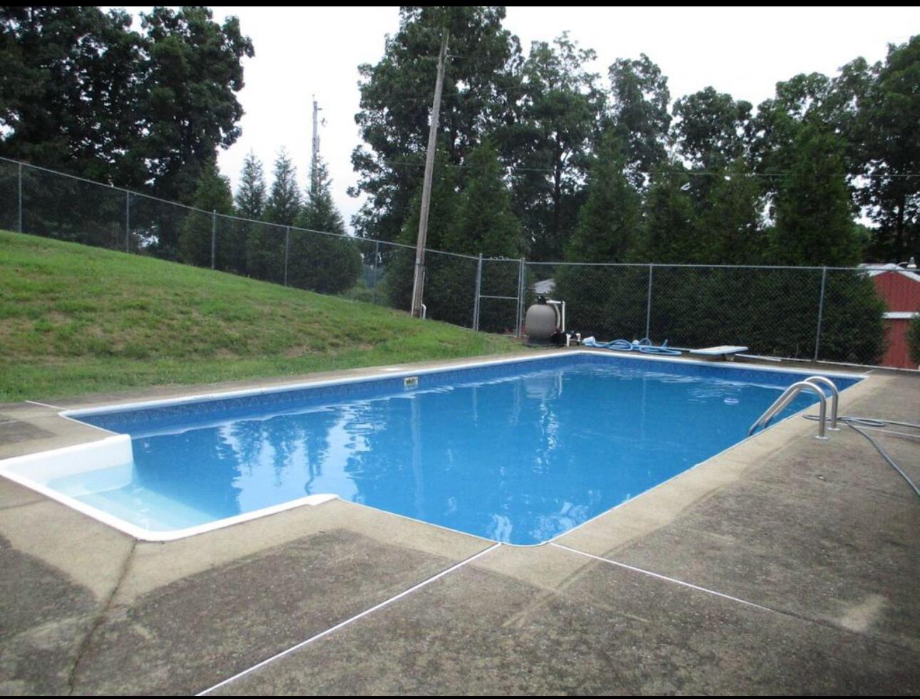 2999 5 Points Road Jackson, OH 45640 - Photo 4 of 52 Gorgeous in ground pool 16 x 35