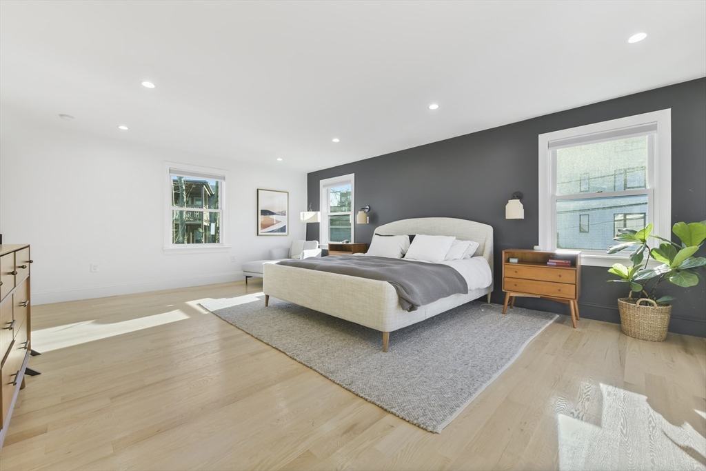 17 Akron Street, Unit 2 Boston, MA 02119 - Photo 12 of 29