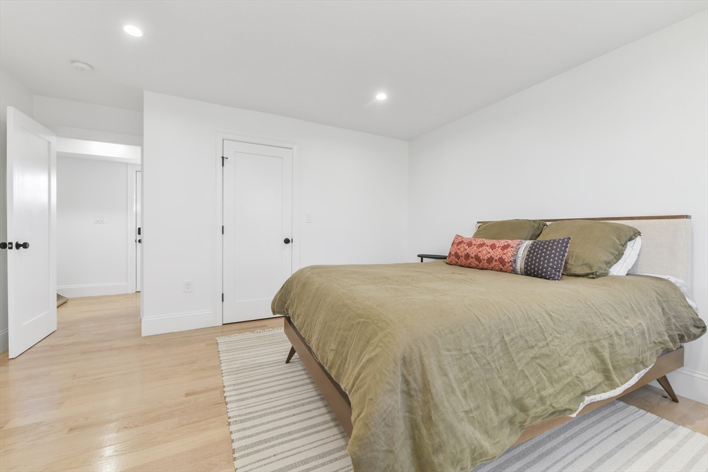 17 Akron Street, Unit 2 Boston, MA 02119 - Photo 15 of 29