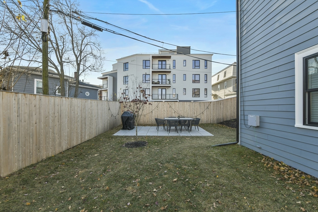 17 Akron Street, Unit 2 Boston, MA 02119 - Photo 25 of 29