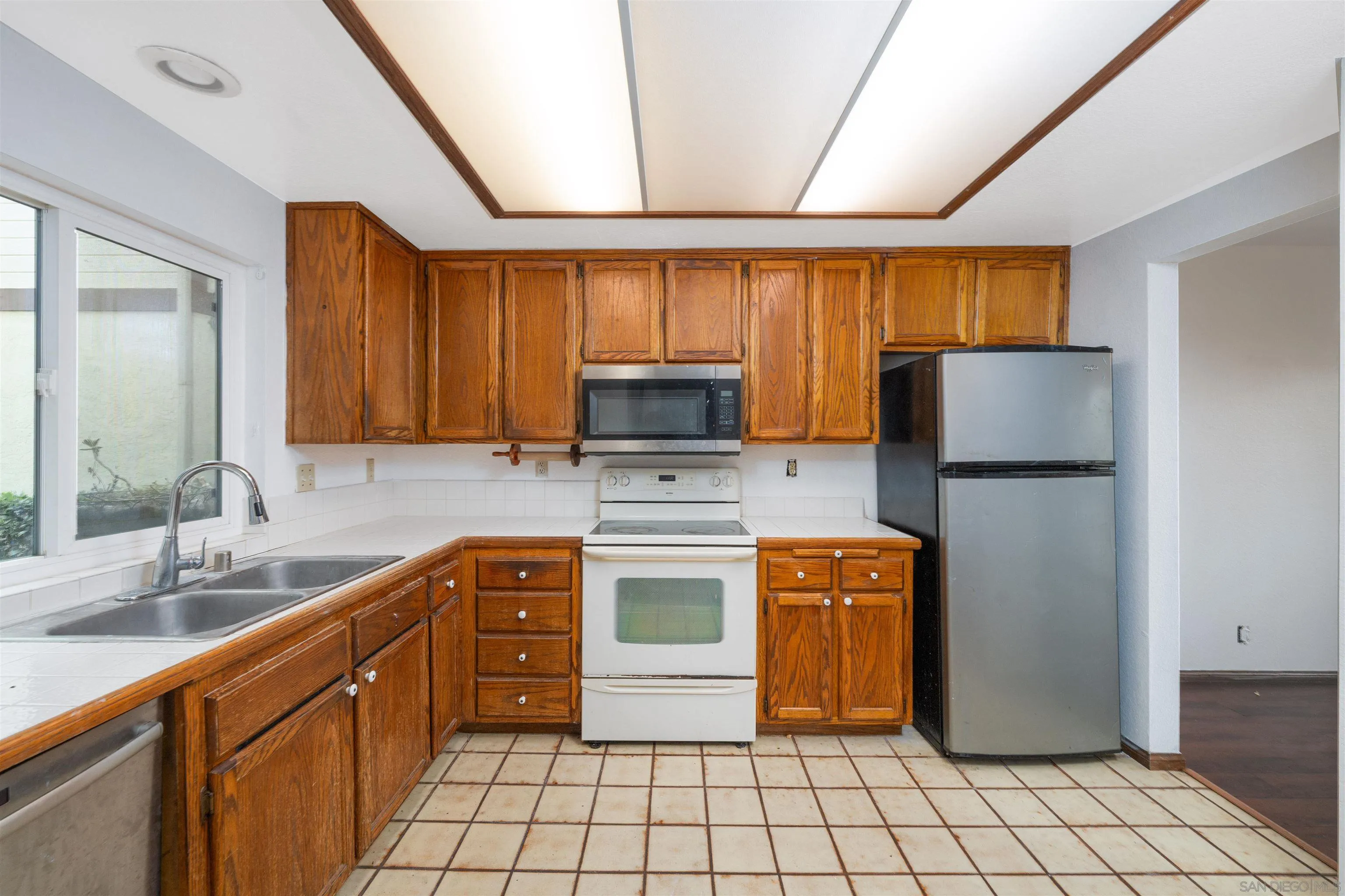 5654 Tumbleweed Way Oceanside, CA 92057 - Photo 13 of 31