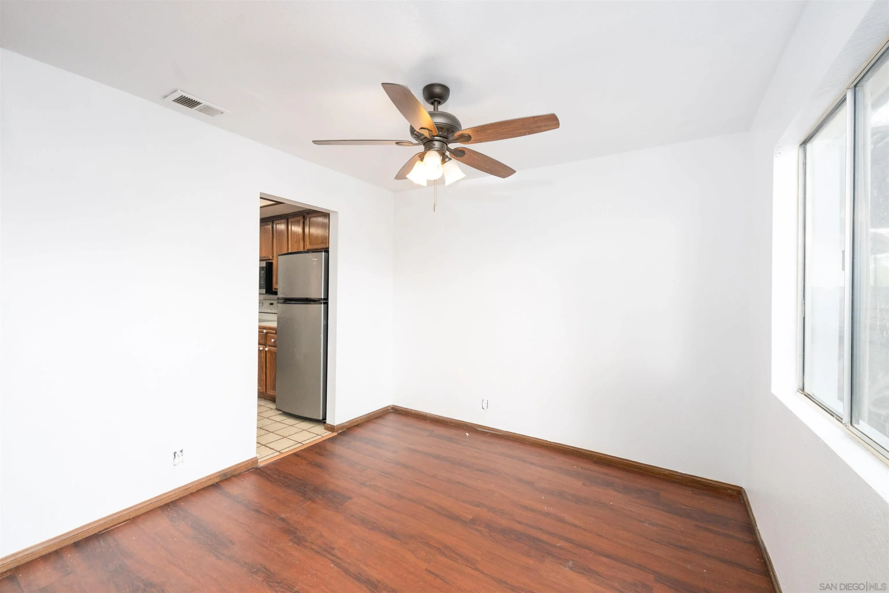 5654 Tumbleweed Way Oceanside, CA 92057 - Photo 7 of 31