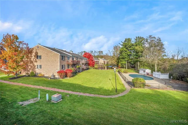 $275,000 | 270 Buffalo Road, Unit 86, East Aurora, NY 14052