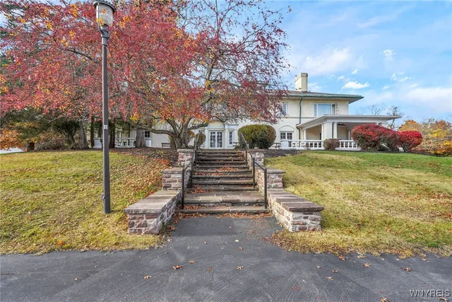 $275,000 | 270 Buffalo Road, Unit 86, East Aurora, NY 14052