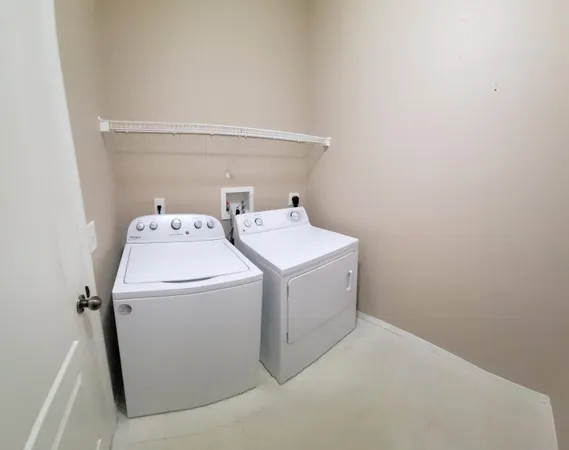 $2,300 | 401 Belmont Place, Boynton Beach, FL 33436