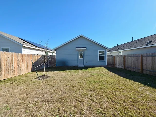 $1,495 | 256 Northern Pintail Drive, Kyle, TX 78640