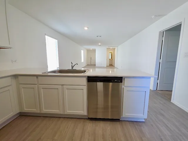 $1,495 | 256 Northern Pintail Drive, Kyle, TX 78640