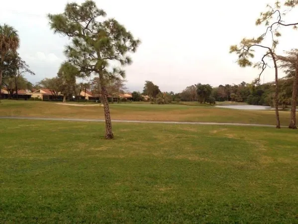 $2,395 | 8425 Casa Del Lago, Unit C, Boca Raton, FL 33433