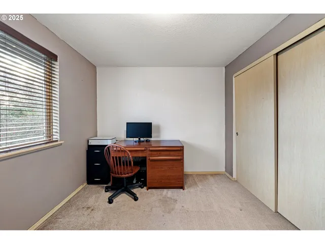 a view of workspace with windows