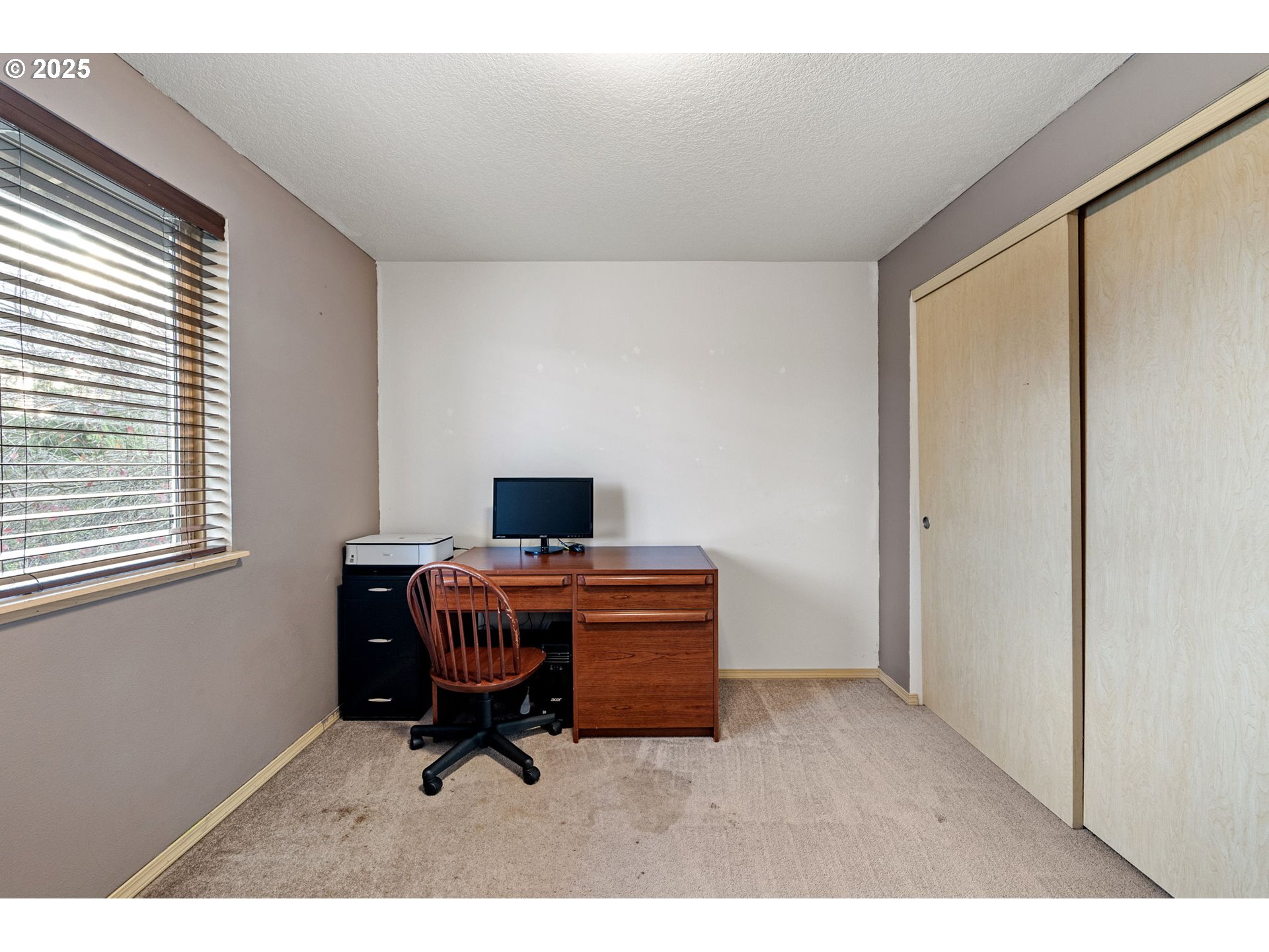32968 Camas Swale Road Creswell, OR 97426 - Photo 24 of 44 a view of workspace with windows