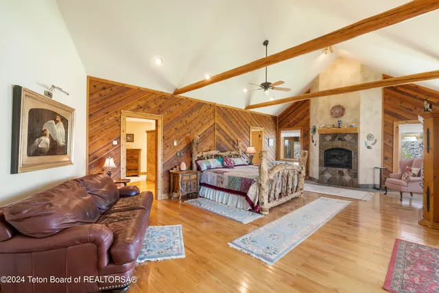 $13,252,500 | Table Top Drive, Dubois, WY 82513
