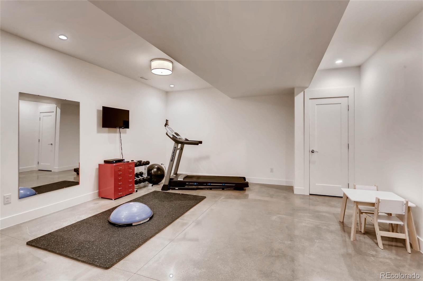 3528 Stuart Street Denver, CO 80212 - Photo 20 of 35 Gallery Image 20