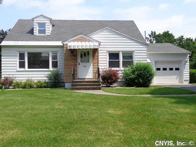 317 Lansdowne Road DeWitt, NY 13214 - Photo 1 of 1 Exterior Front
