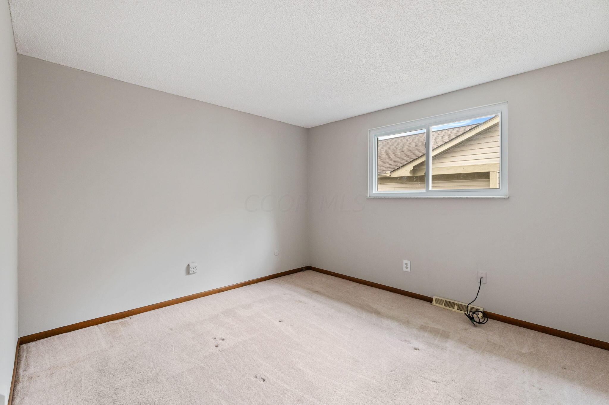 763 Ronson Avenue Columbus, OH 43230 - Photo 17 of 46 Bedroom 1 - 763 Ronson Avenue, Columbus, OH 43230