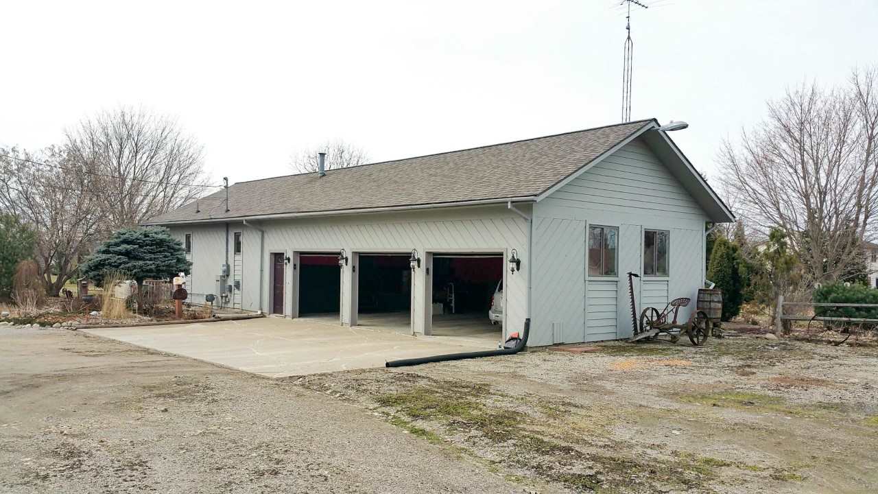 3 car attached garage